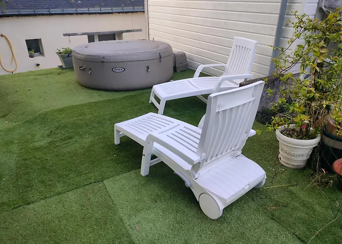 Repos Au Bord De L\'Eau
